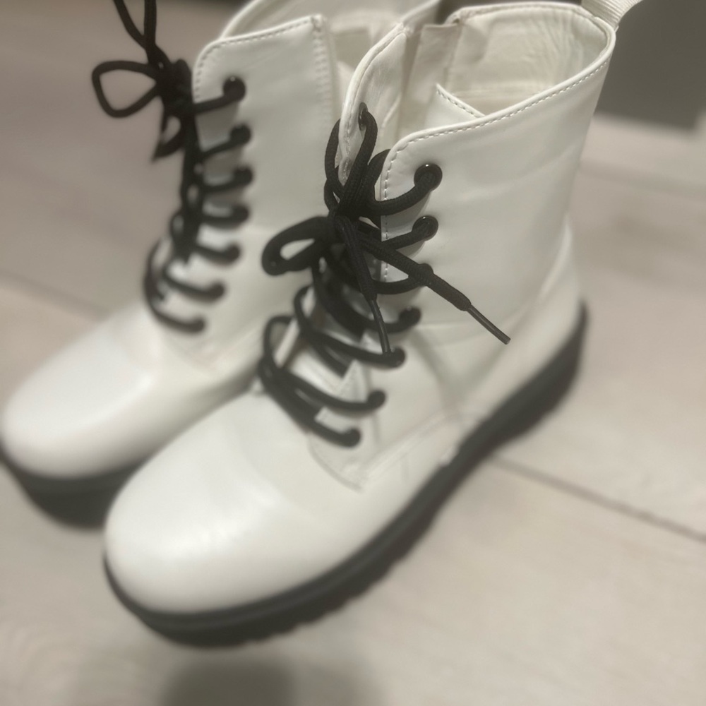 Forever 21 White Lace-Up Boots with Black Soles